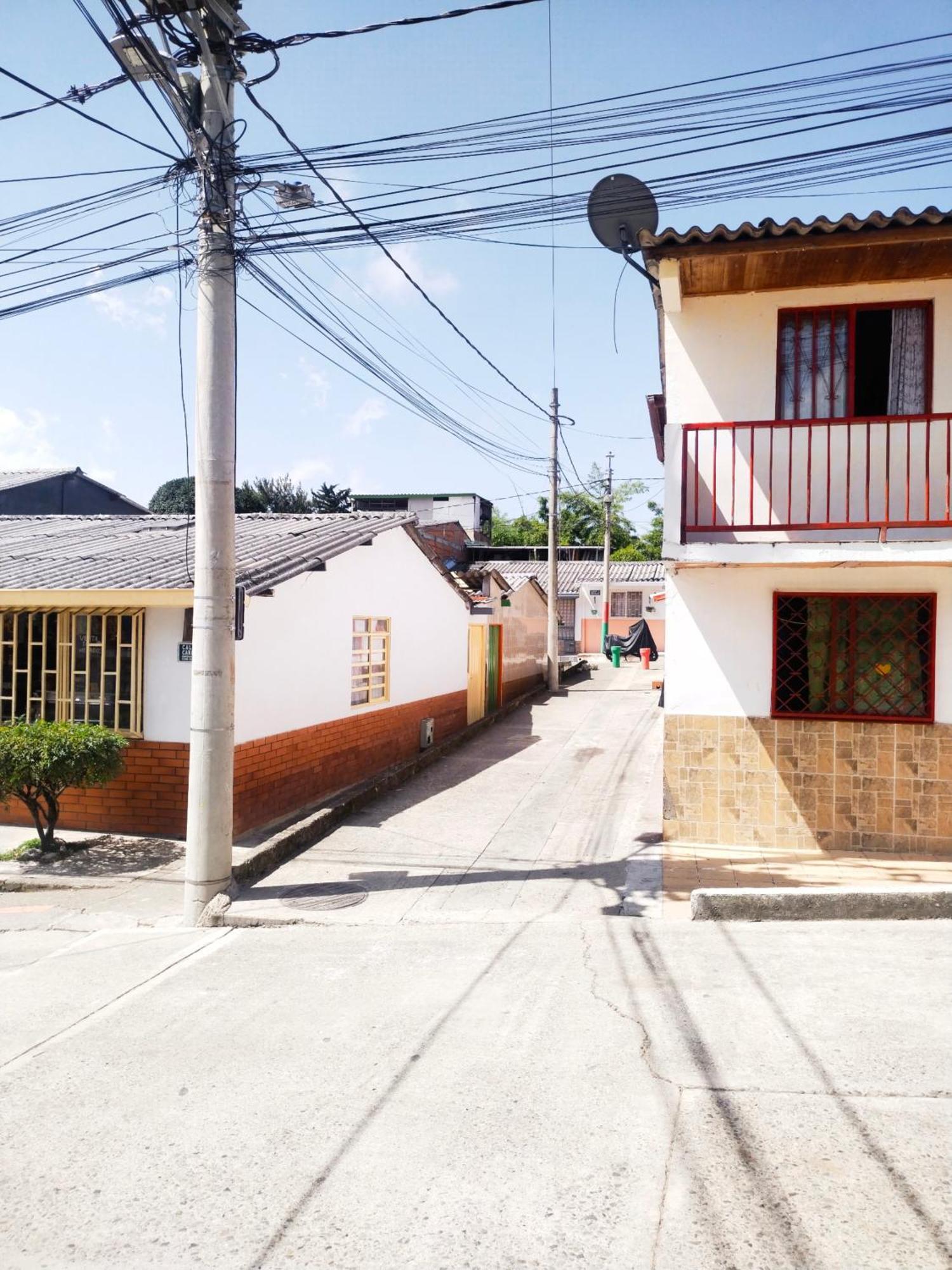 Apartamento Familiar Privado 101 Con Bano Cocina Tv Wifi Sala 살렌토 외부 사진